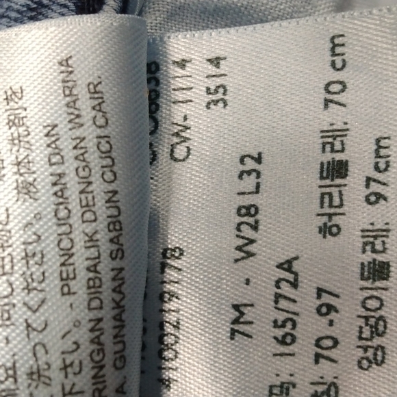 LEVI'S 504 SKINNY STRETCH JEANS SIZE 7 OR 28X32 - Picture 8 of 8